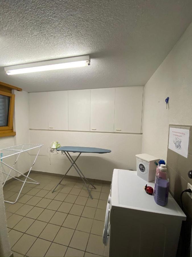 Haus Wiggis Appartement Netstal Buitenkant foto