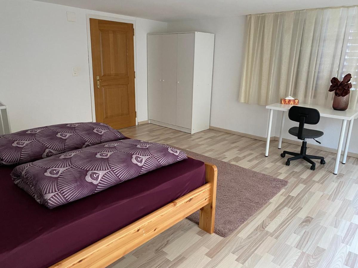 Haus Wiggis Appartement Netstal Buitenkant foto
