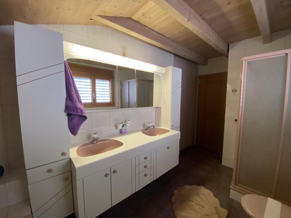 Haus Wiggis Appartement Netstal Buitenkant foto